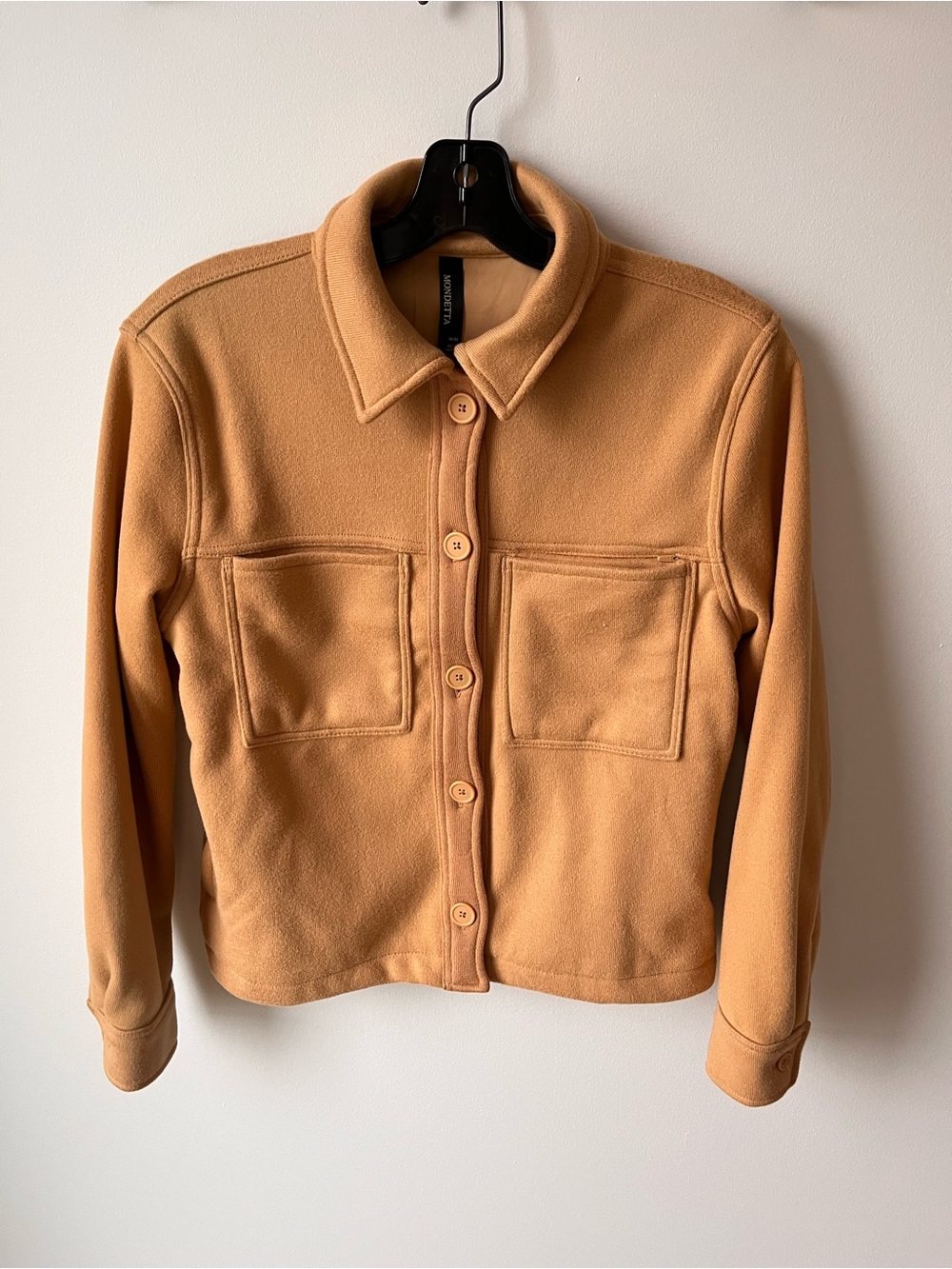 Mondetta Women’s Gold Button-Front ShortJacket
Size medium
Excellent condition
